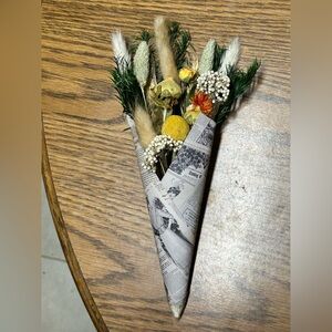 Mini Dried Flower Bouquet